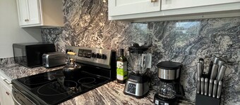 Sportsman’s 3BR Mobile Home w/ Ample Parking for Boats