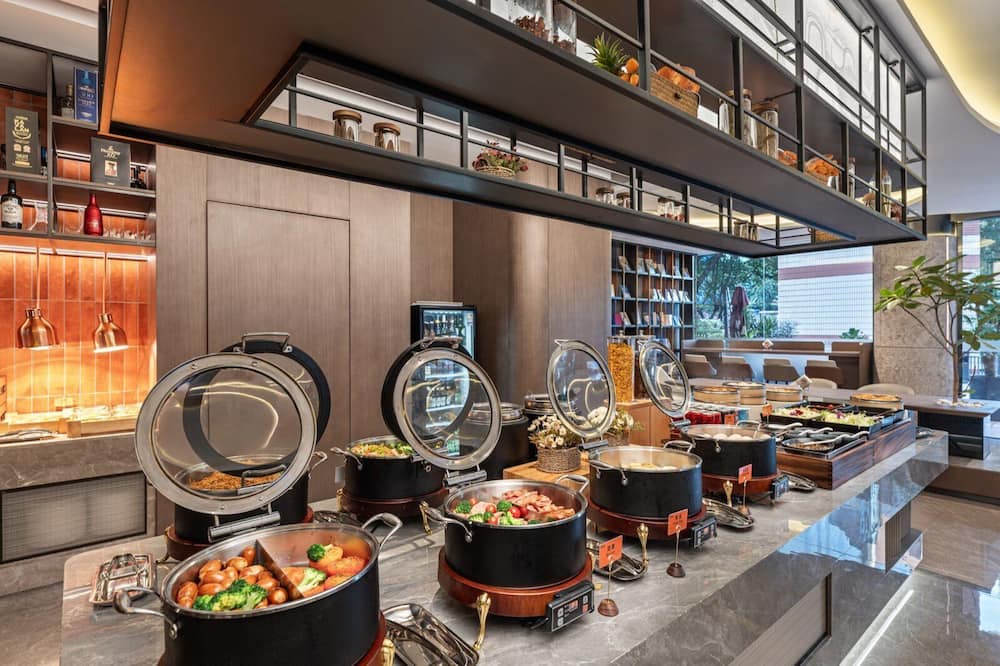 From.K Hotel (Guangzhou Tianhe Zhengjia Plaza Tiyuxi Road Metro Station Branch)