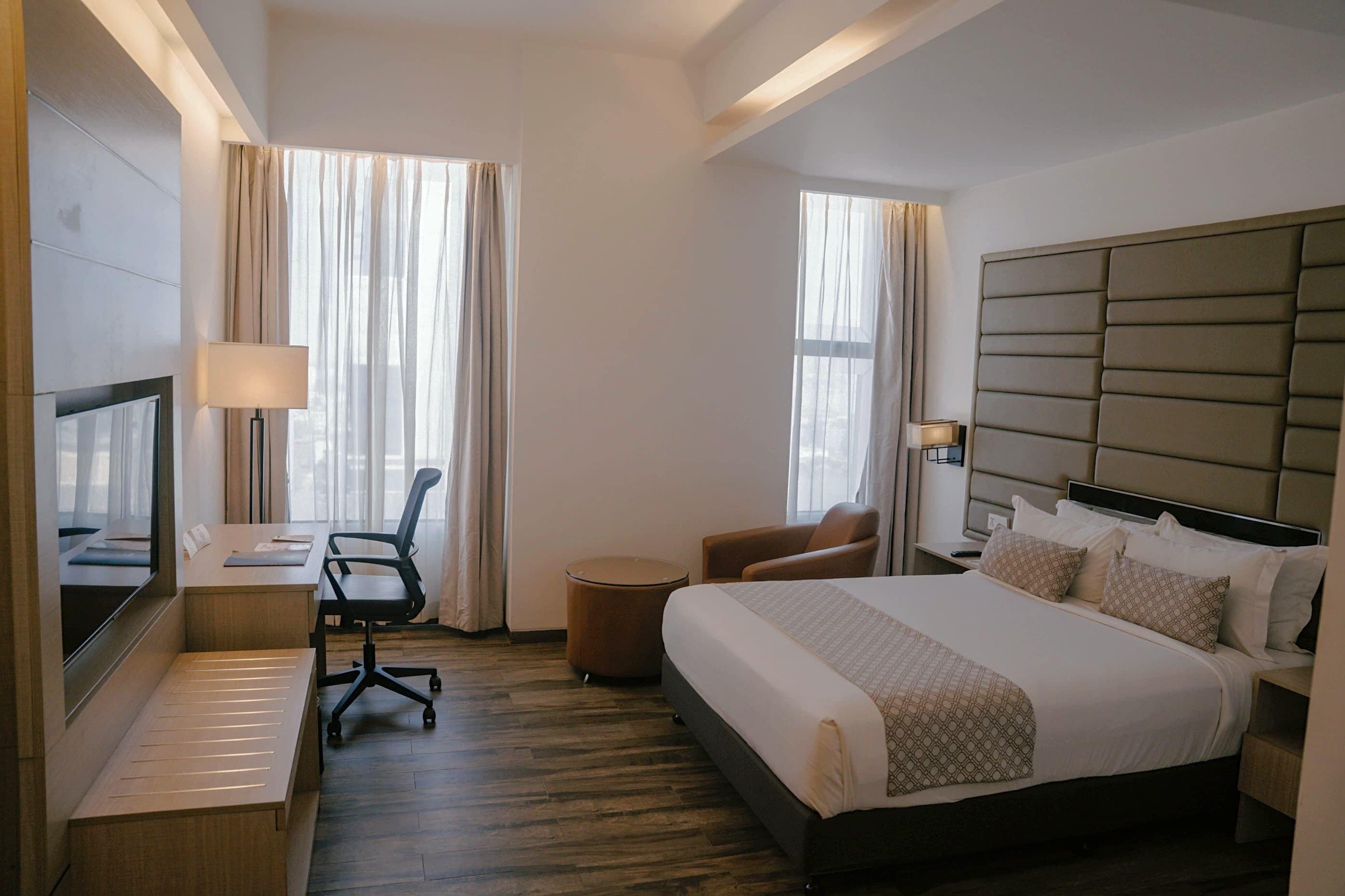 商務單人房, 河景 | 高級寢具、記憶棉床墊、書桌、手提電腦工作空間