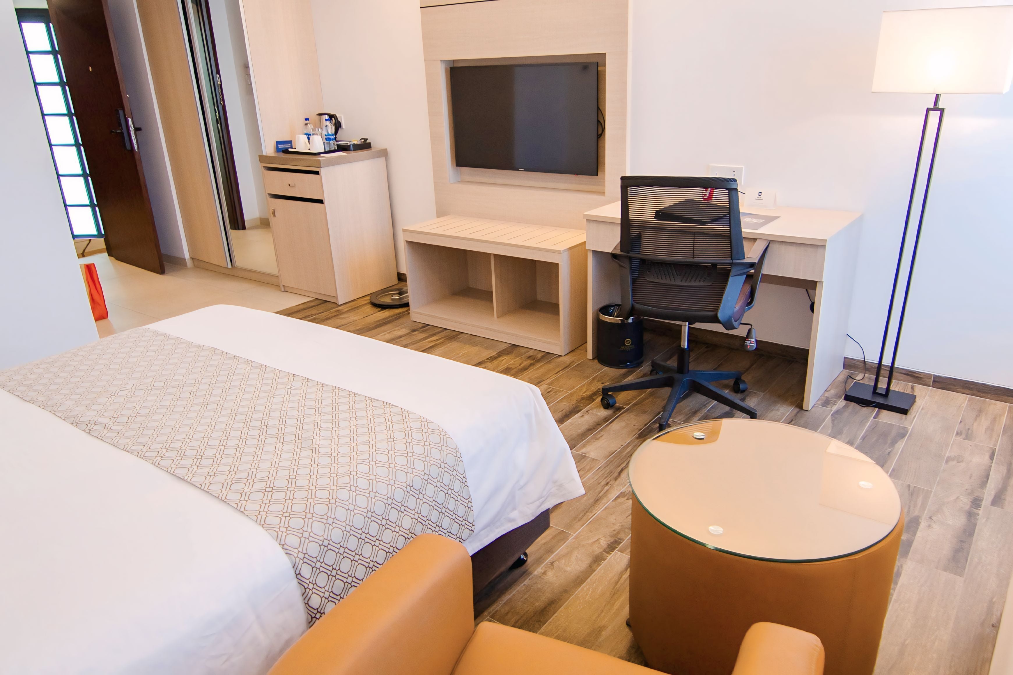 特色雙人房, 河景 | 高級寢具、記憶棉床墊、書桌、手提電腦工作空間