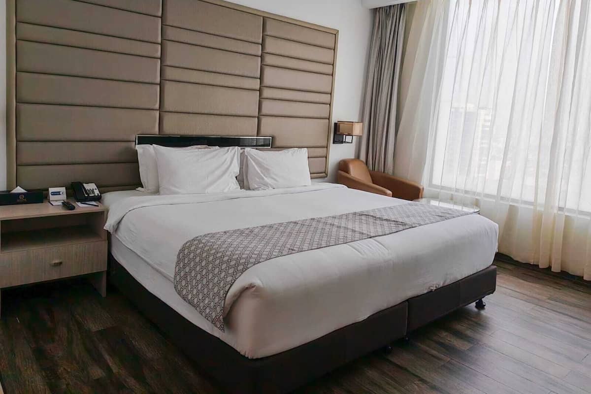 Phòng đôi Superior, quang cảnh sông | Bộ đồ giường cao cấp, chăn bông, nệm cao su hoạt tính (memory foam)