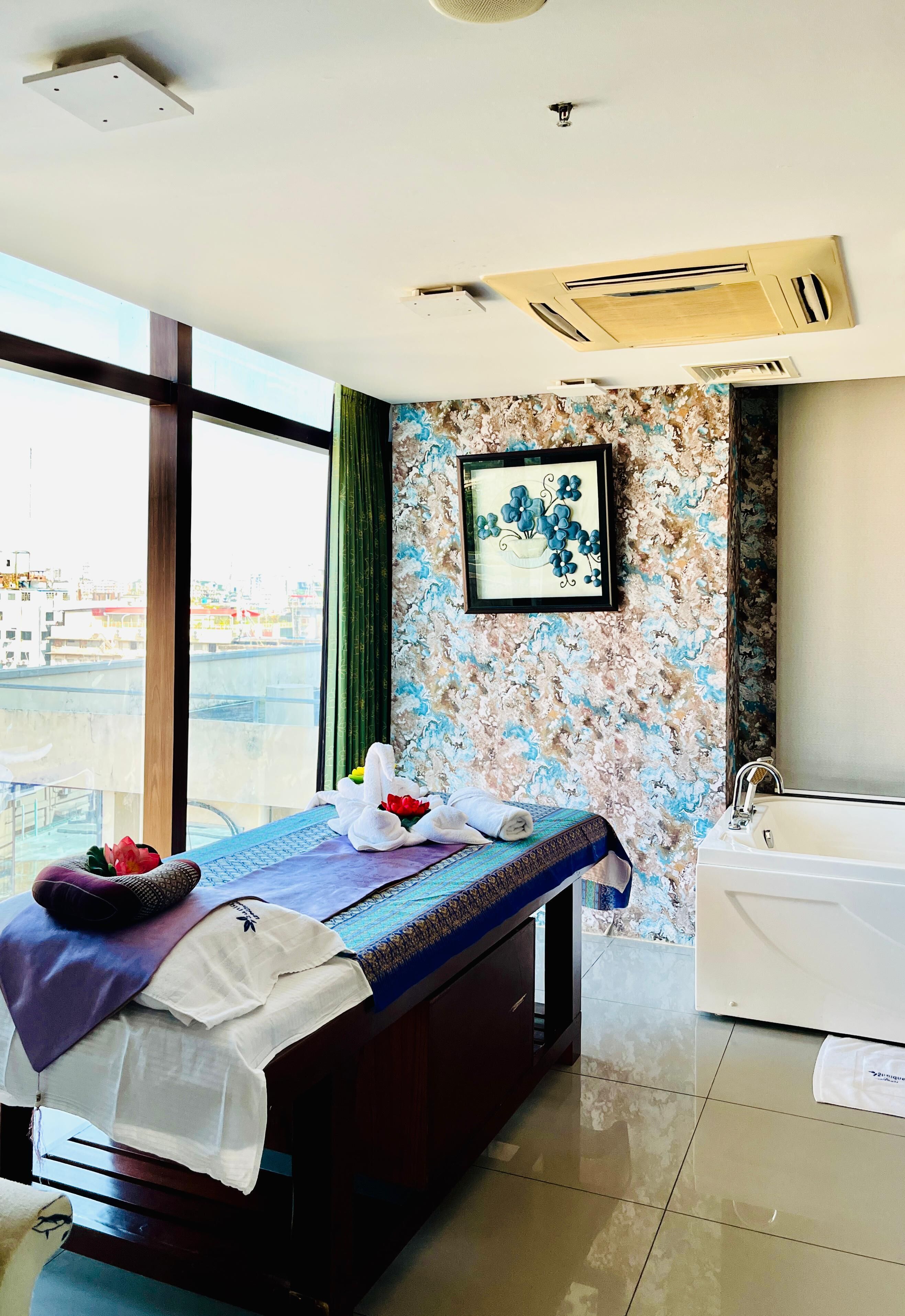 Sauna, steam room, deep-tissue massages, Swedish massages, Thai massages