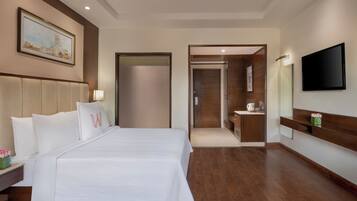 Deluxe Double Room, City View | Premium bedding, in-room safe, desk, laptop workspace