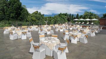 Área de bodas al aire libre