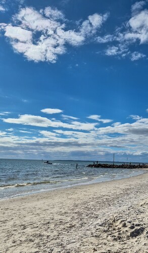 Casa Mar - Beachside Bliss.
Sun, sand and family fun All in one place.