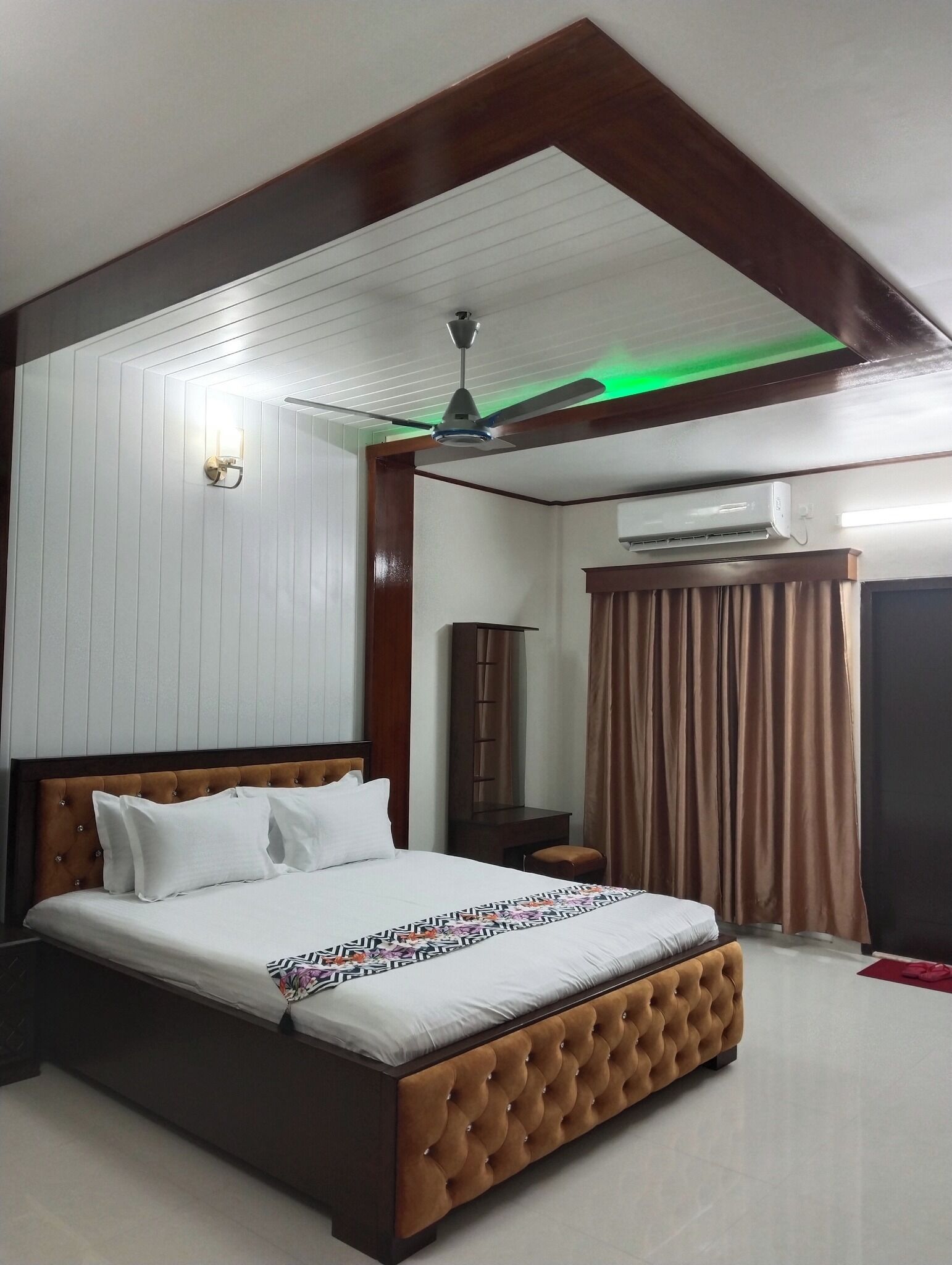 Deluxe Double Room, Balcony, Garden View | Free WiFi
