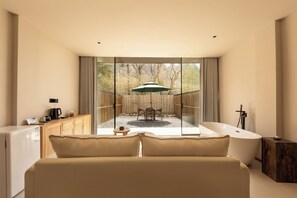 Superior Double Room | Desk, free WiFi