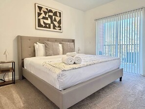 1 bedroom, iron/ironing board, WiFi, bed sheets - Modern 1BR Retreat in the Heart of Atlanta (Atlanta)