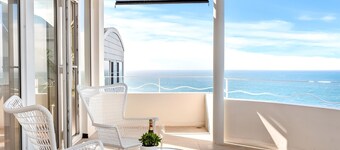 Coastal Dream Beachfront Oasis