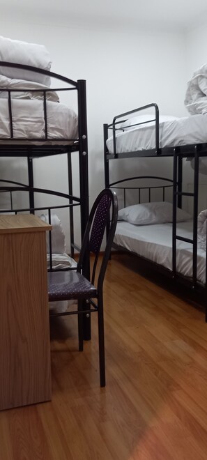 Classic Quadruple Room | Iron/ironing board, free WiFi