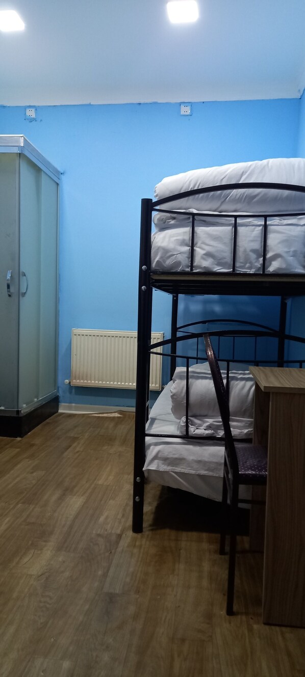 Superior Quadruple Room | Iron/ironing board, free WiFi