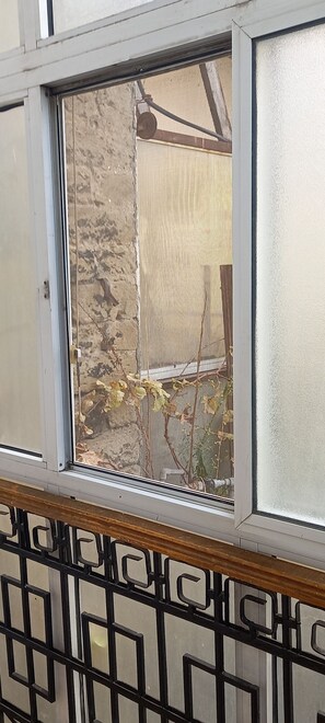 Interior detail - 28 may Centr City hostel (Baku)