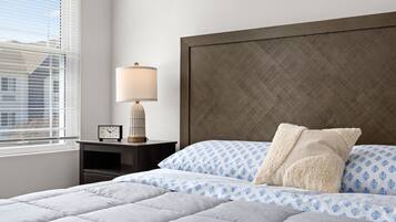 2 bedrooms, desk, iron/ironing board, WiFi