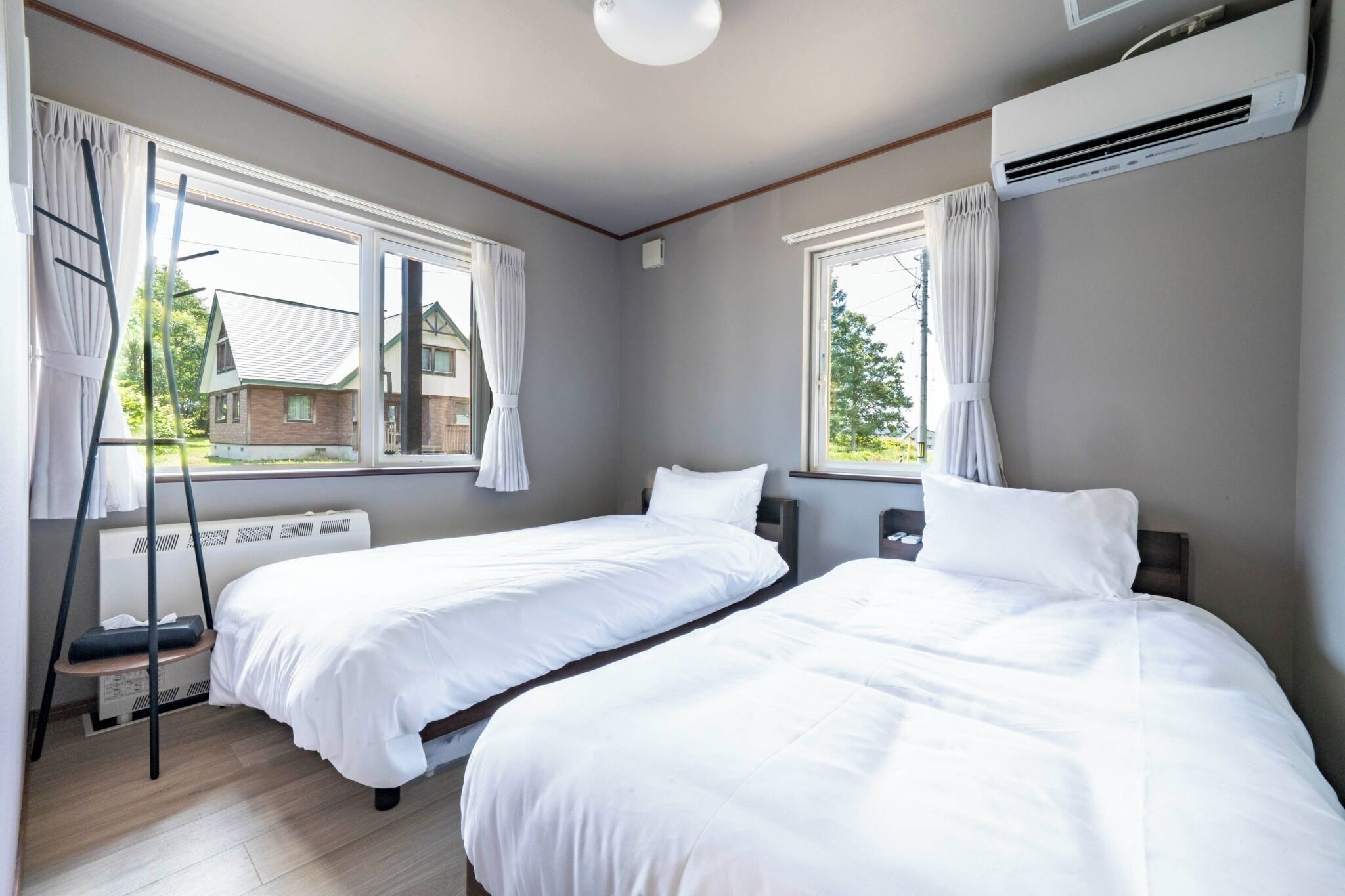 5 chambres, fer et planche à repasser, Wi-Fi gratuit, draps fournis