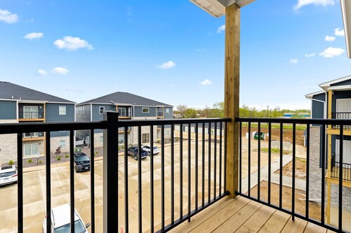 Unit 302 at Summershade