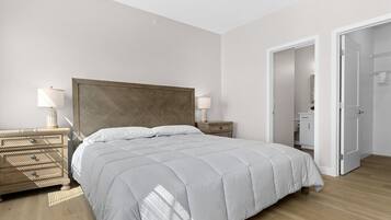 2 quartos, escrivaninha, ferros/tábuas de passar roupa, Wi-Fi