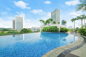Kolam renang outdoor