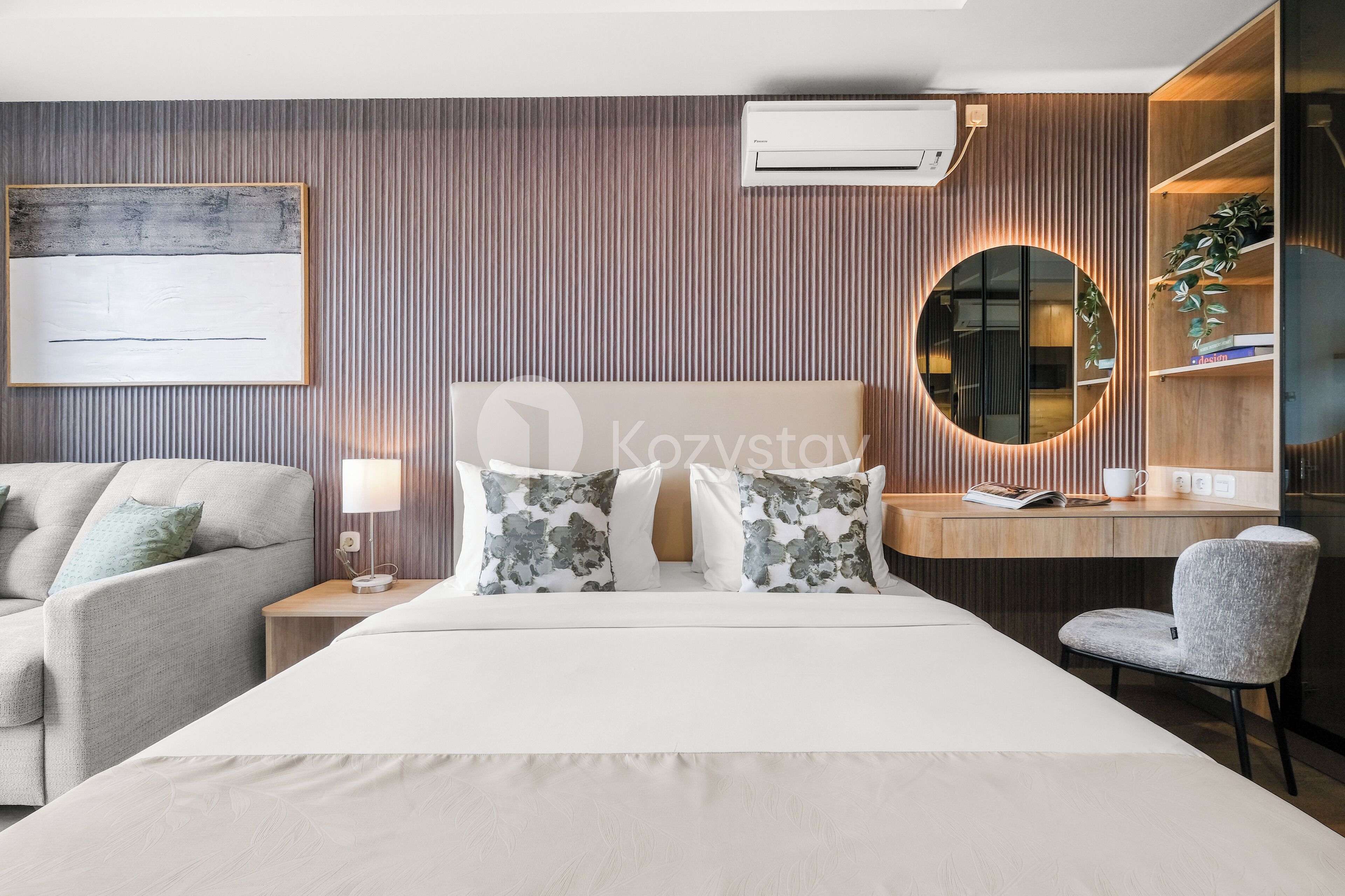 Apartment, 1 Schlafzimmer, Stadtblick | Schreibtisch, laptopgeeigneter Arbeitsplatz, Bügeleisen/Bügelbrett