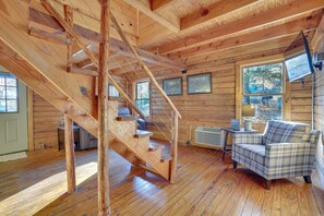 TV - Access to Community Marina! Lake-View Murray Cabin (Murray)