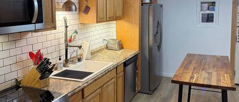 Casa, 3 habitaciones, balcón | Interior