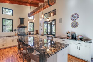 Fridge, microwave, stovetop, dishwasher - Dock + Game Room: Luxe Retreat on Rhodhiss Lake! (Connelly Springs)