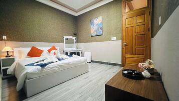 In-room safe, desk, laptop workspace, blackout drapes