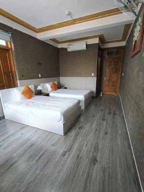 In-room safe, desk, laptop workspace, blackout drapes