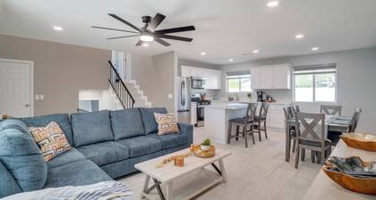 6 Mi to Saguaro Nat’l Park! Family Home w/ Patio