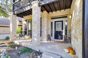 Exterior detail - Family Home: Cook, Create & Unwind Near Lackland (San Antonio)