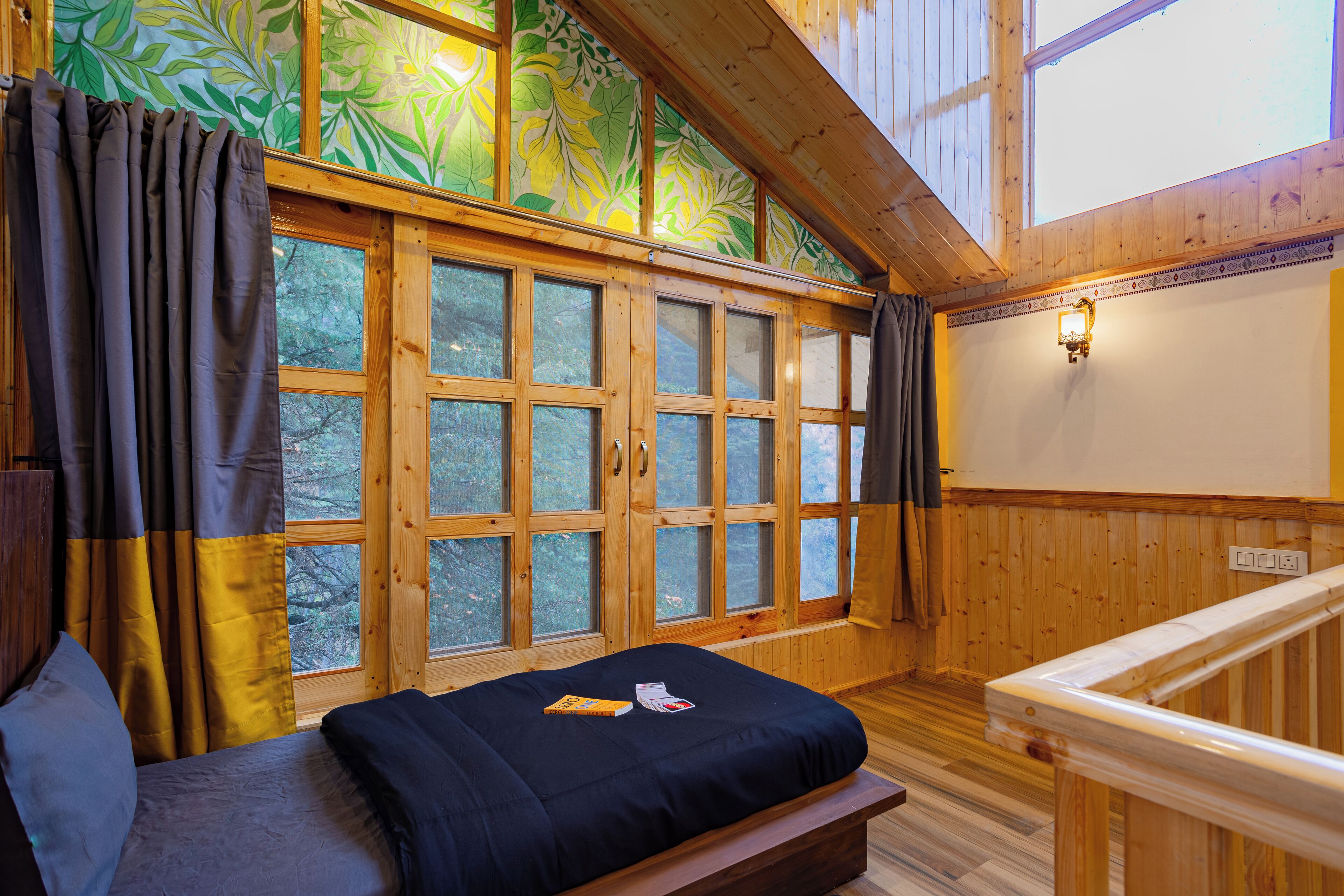 Duplex Triple Room with Balcony | Free WiFi, bed sheets