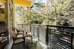 Superior Double Room with Balcony | Ilmainen Wi-Fi, vuodevaatteet