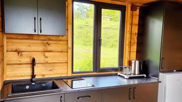 Peti sejuk, alat memasak/pinggan mangkuk/perkakas dapur