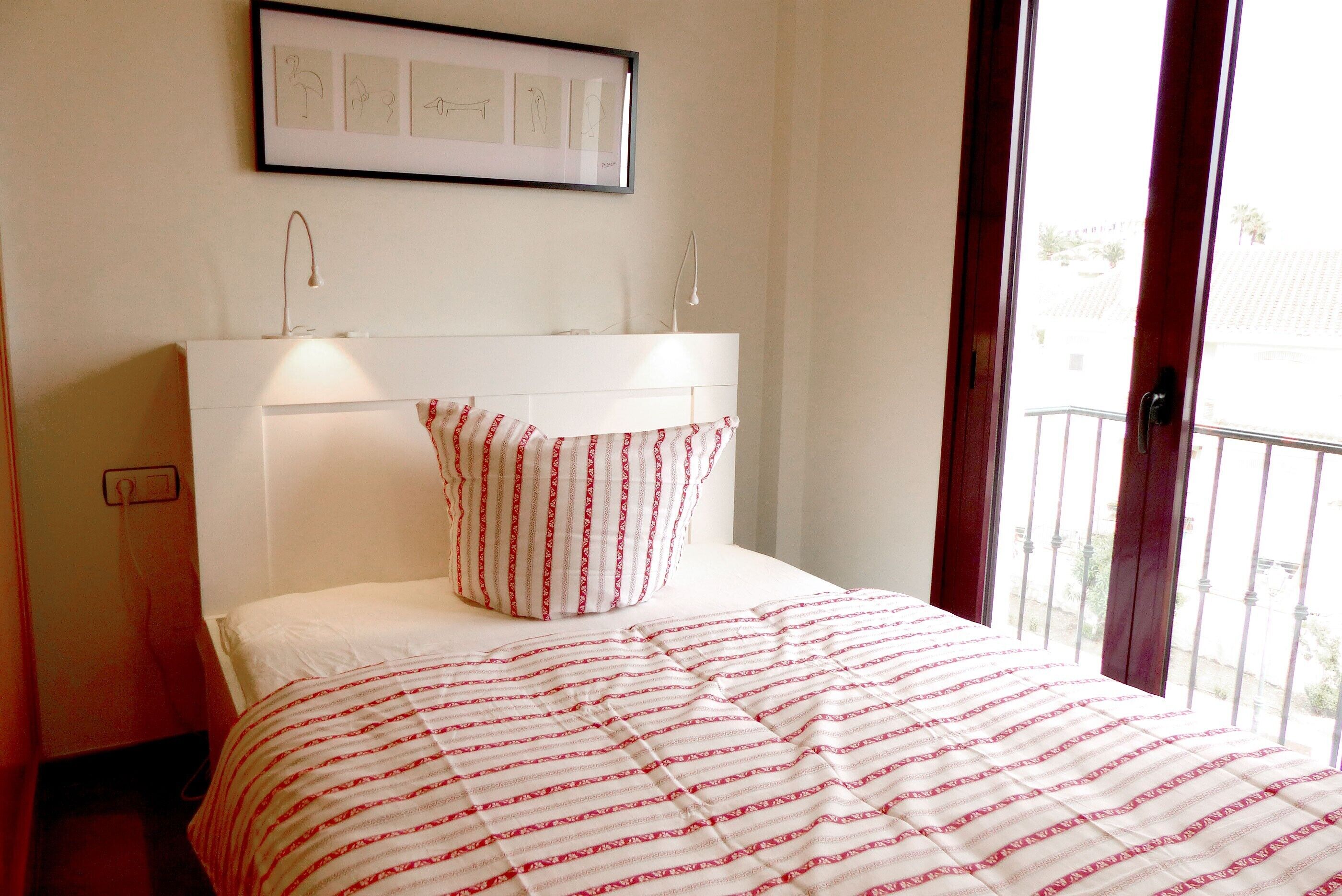 3 soverom, strykejern/-brett, wi-fi og sengetøy