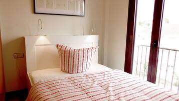 3 soverom, strykejern/-brett, wi-fi og sengetøy