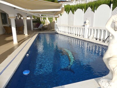 Casa Jolanda: Stylish Villa with Sea View, Wi-Fi & Air Conditioning