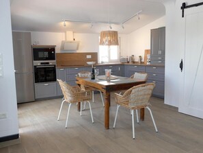 Dining - Caballito de Mar – House with Private Pool and Sea Views on the Costa del Sol (Caleta de Vélez)