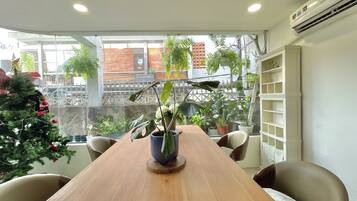 로비 좌석 공간