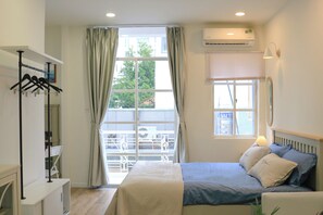 Iron/ironing board - The Dates Villa (Thanh Pho Ho Chi Minh)