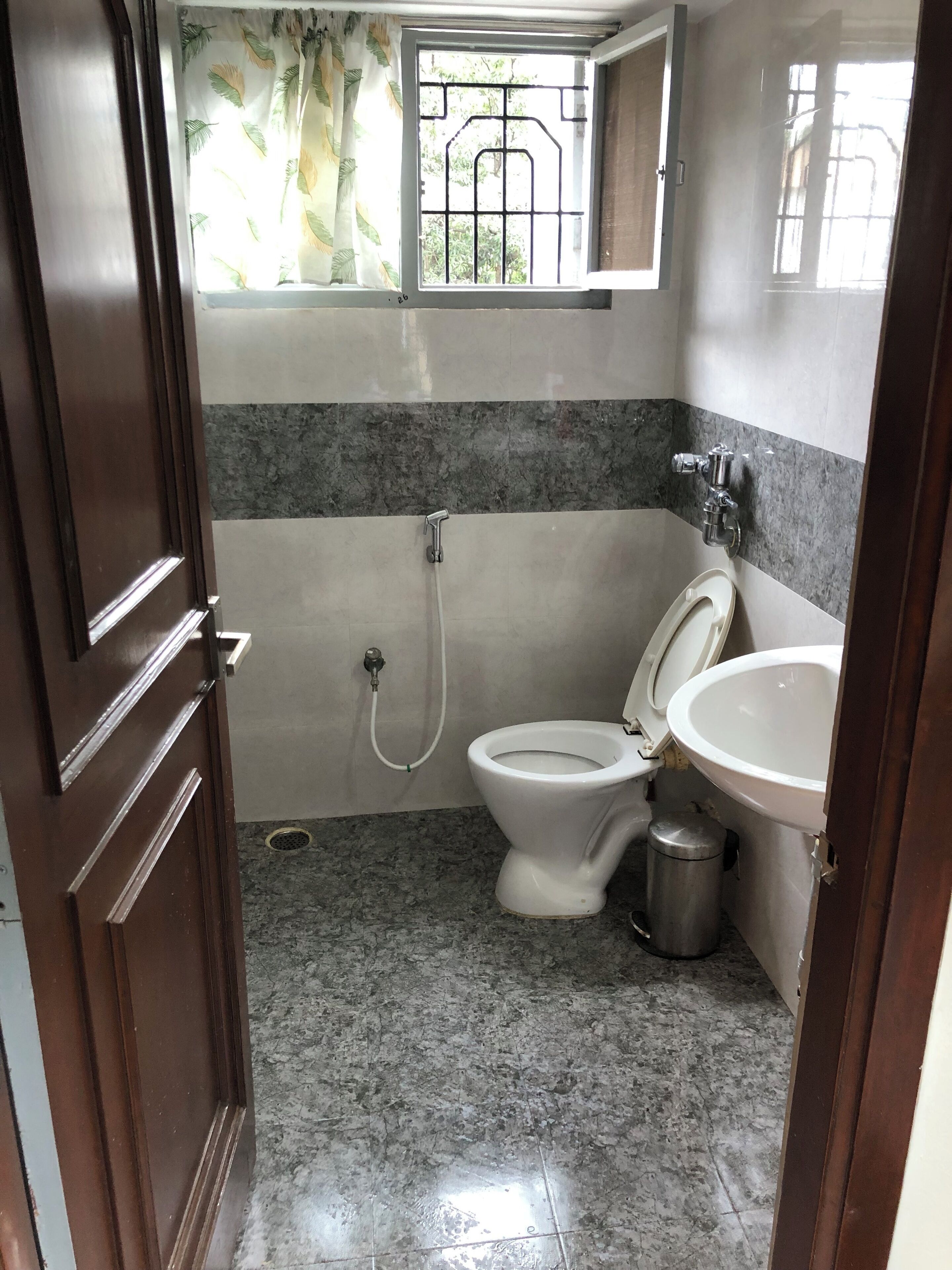 Comfort Apartment, Balcony, City View | Bathroom | Shower, towels, soap, toilet paper