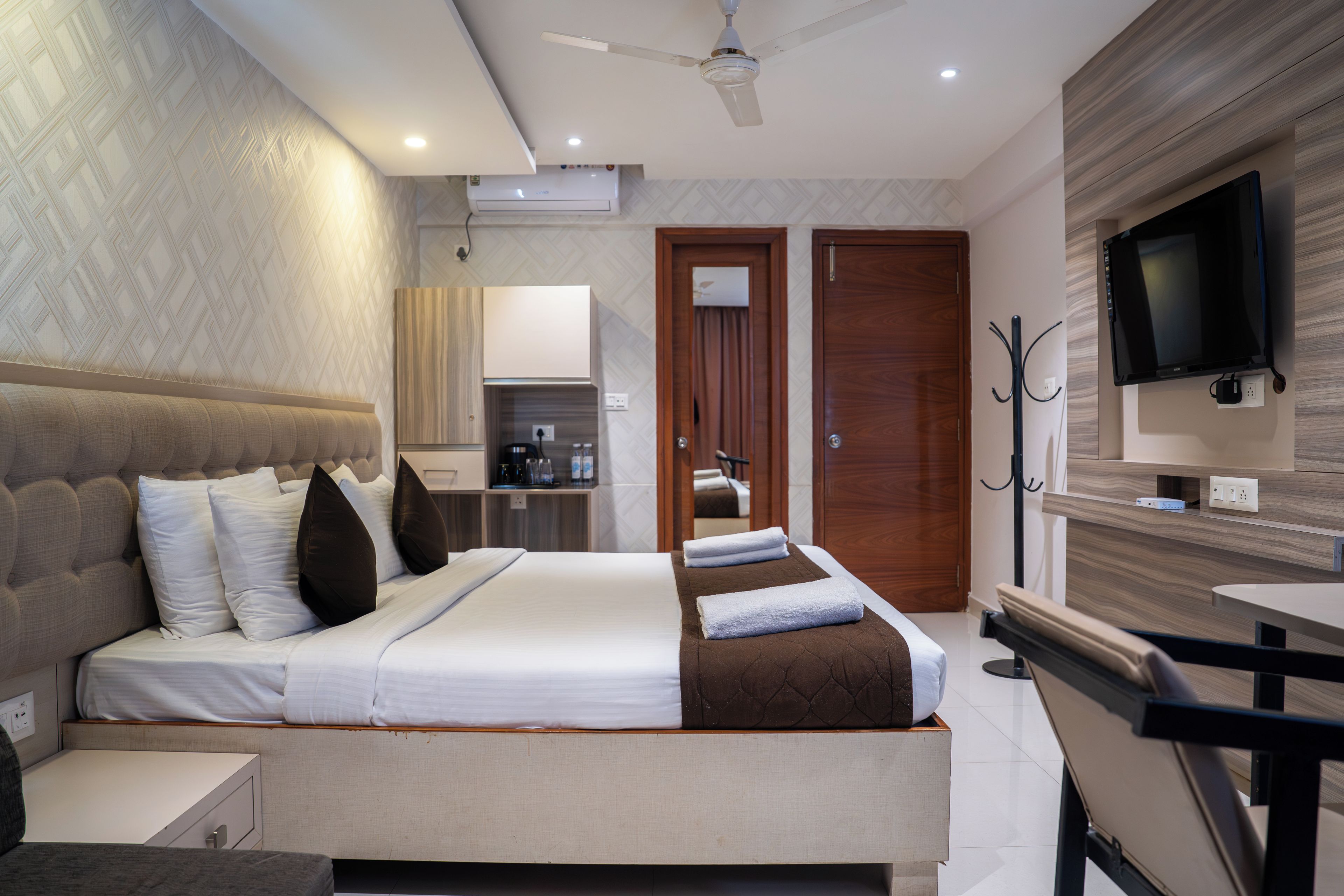 Comfort Room, Hill View