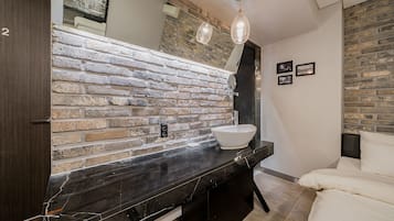 Individuelt dekorert, individuelt innredet og skrivebord