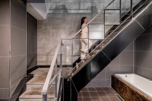 Penthouse | Individually decorated, individually furnished, desk, laptop workspace - Jamsil Raum Tourist Hotel (Seoul)