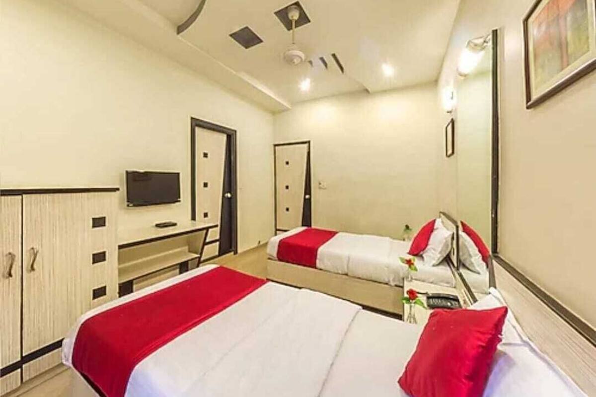 Tabla de planchar con plancha