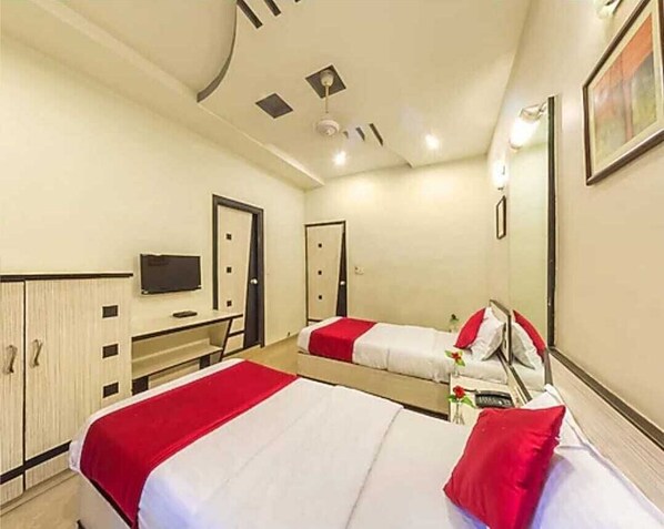 Tabla de planchar con plancha 