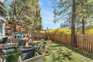 Area giochi per bambini (all'aperto)