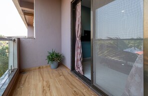 Basic Double Room | Desk, laptop workspace, free WiFi