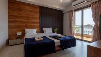 Habitación básica doble | Escritorio, espacio para trabajar con laptop y wifi gratis