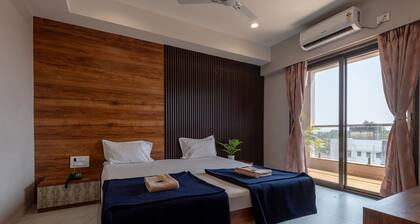 Hotel Aaradhya Crown