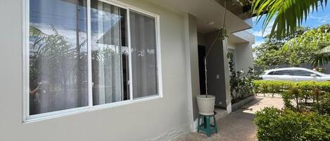 Villa, 3 soverom, terrasse, hageutsikt | Hage