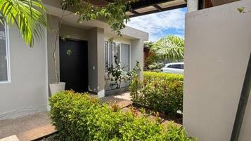 Villa, 3 Bedrooms, Patio, Garden View | Property grounds